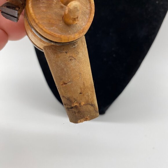 Vintage ANRI Bobble Head Boy on Barrel Cork Wine Bottle Stopper Handcarved Italy - Picture 5 of 9